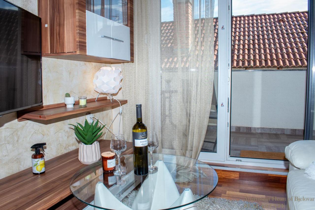 Apartment Heart Of Б'єловар Екстер'єр фото